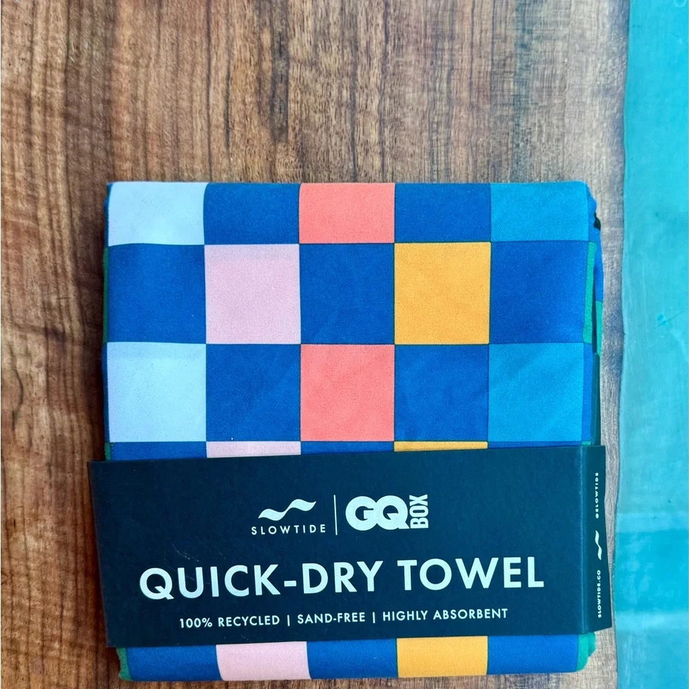 NEW/UNOPENED Slowtide Quick-Dry Travel Towel/Fast Drying/Highly Absorbent Etc.